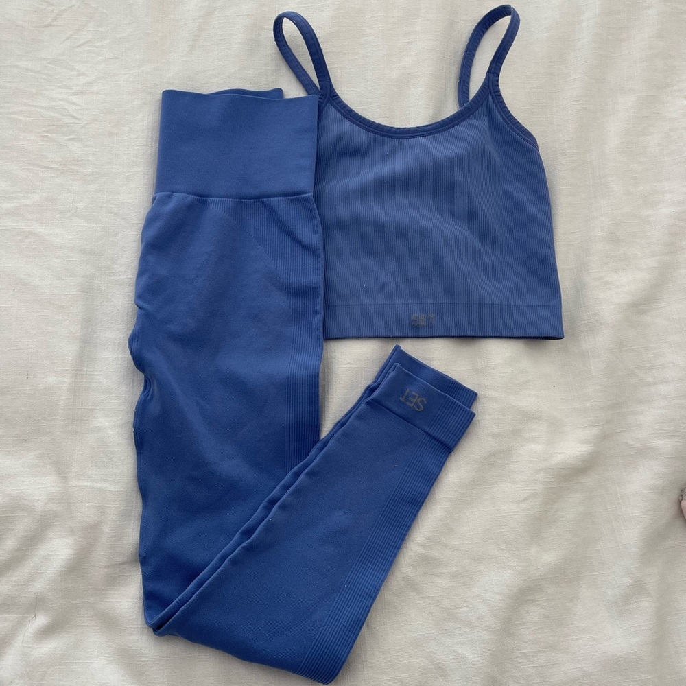 Set Active Periwinkle Top and Leggings Set